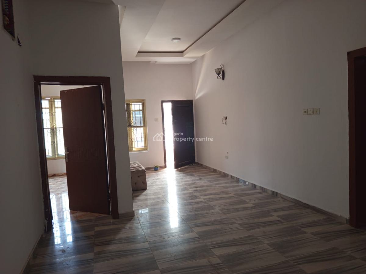 Spacious 5 Bedroom Detached Duplex with 1 Bq, Chevron Estate, Lekki, Lagos, Detached Duplex for Sale