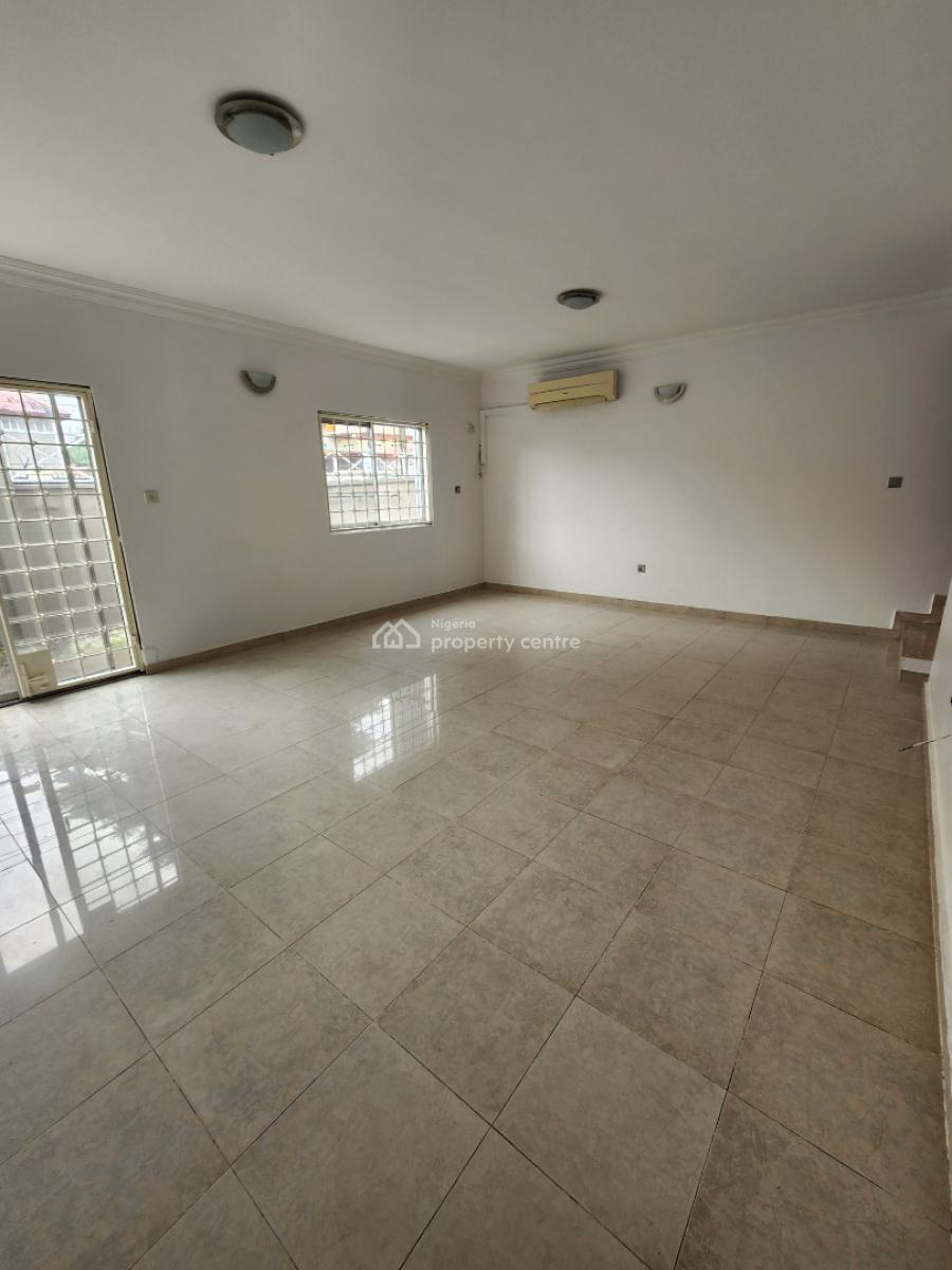 Spacious 3 Bedroom Terrace Duplex with Bq, Queens Drive Road, Old Ikoyi, Ikoyi, Lagos, Terraced Duplex for Rent