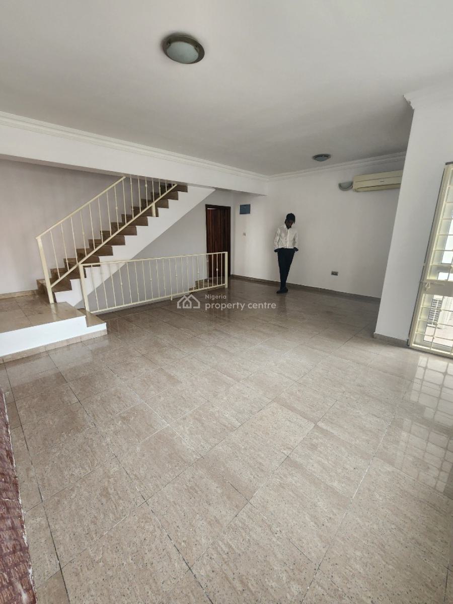 Spacious 3 Bedroom Terrace Duplex with Bq, Queens Drive Road, Old Ikoyi, Ikoyi, Lagos, Terraced Duplex for Rent
