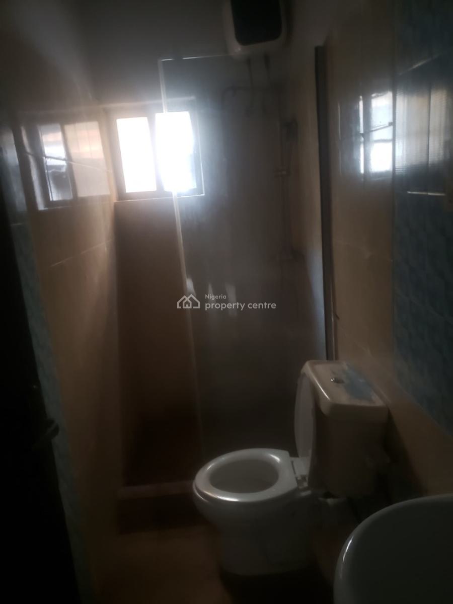 Standard Mini Flat, Lekki Phase 1, Lekki, Lagos, Flat / Apartment for Rent