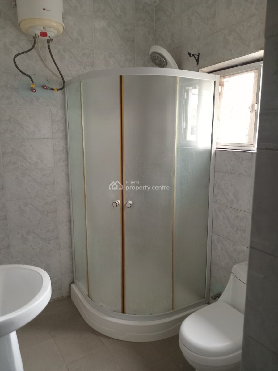a Very Good Spacious 3 Bedroom Flat, Wuye, Abuja, Flat / Apartment for Rent