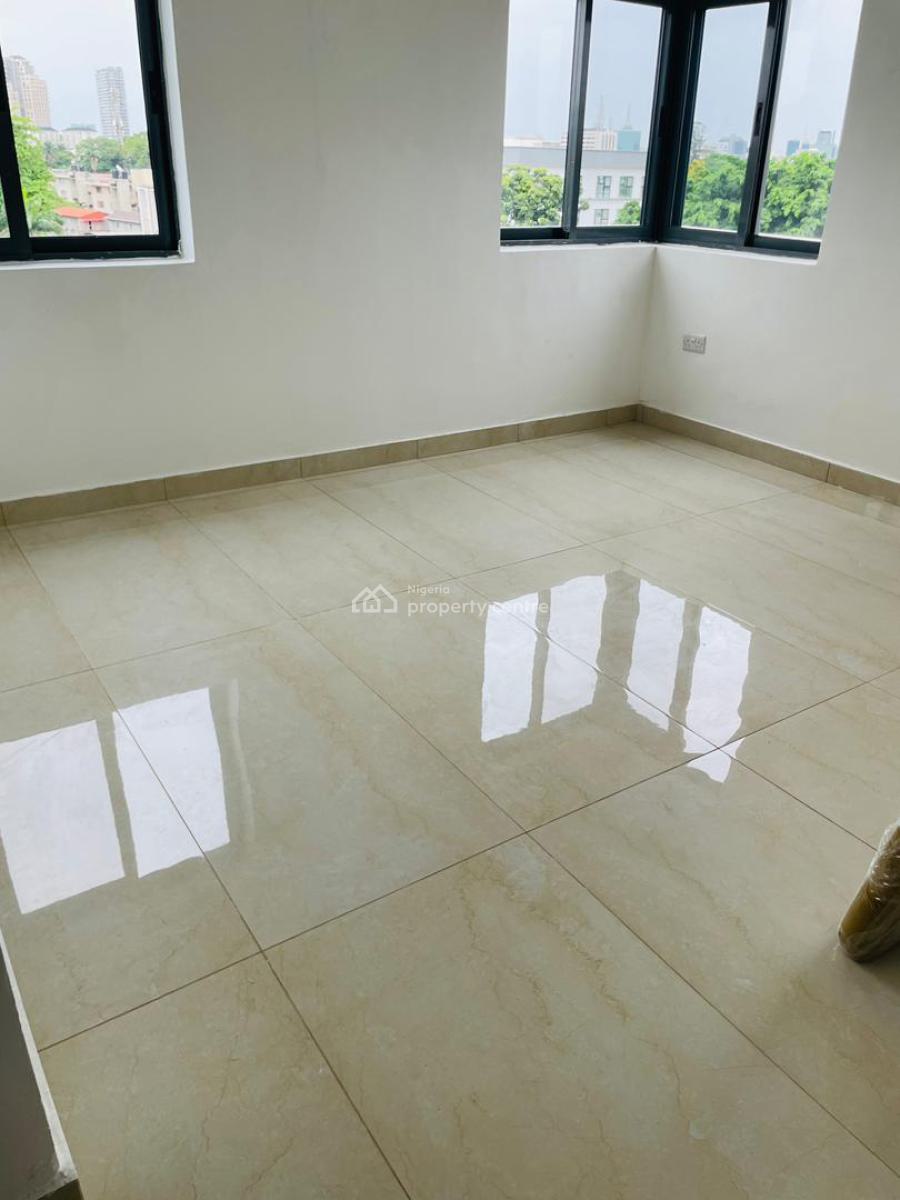 Luxury 6 Unit of 3 Bedroom Flat with Bq, Periwinkle Estate, Lekki Phase 1, Lekki, Lagos, Block of Flats for Sale