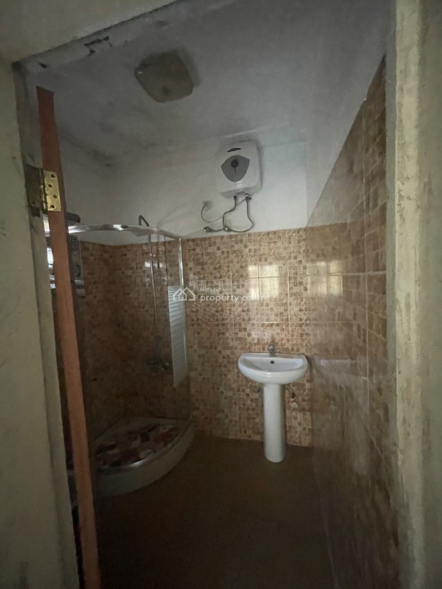 Spacious 2 Bedroom, Thomas Estate, Ajah, Lagos, House for Rent