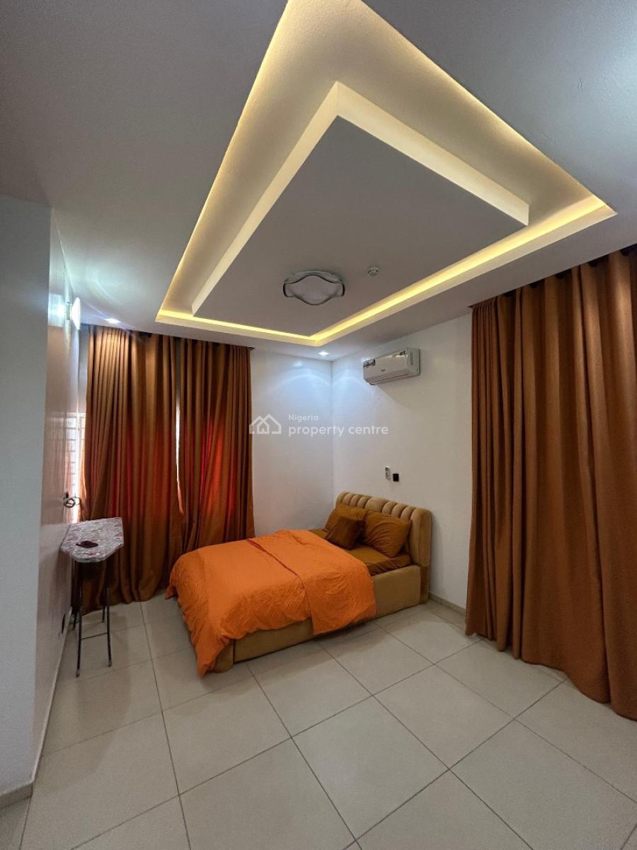 1 Bedroom Apartment with Swimming Pool in a Gated Estate., Lekki Phase 1, Lekki, Lagos, Flat / Apartment Short Let