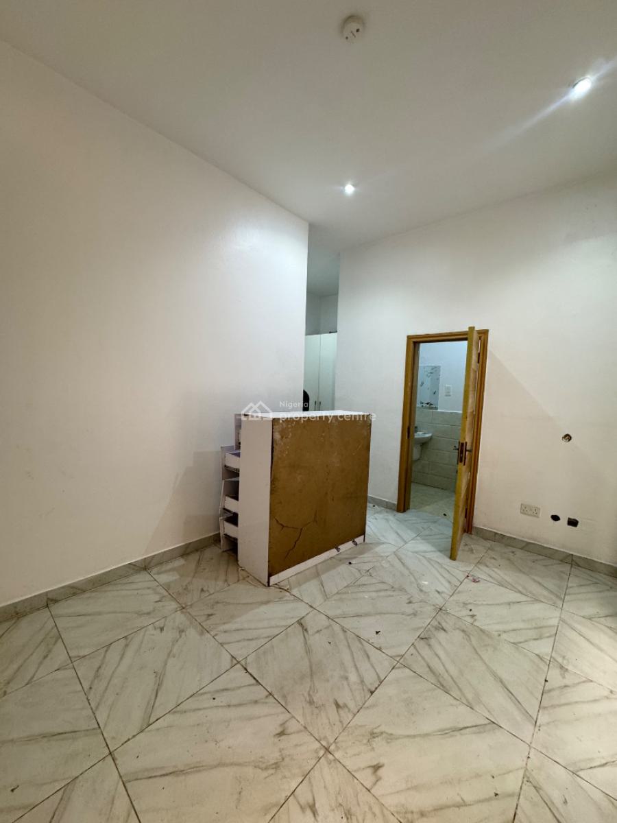 Well Maintained 1bedroom Flat, Lekki Right Hand Side, Lekki Phase 1, Lekki, Lagos, Mini Flat (room and Parlour) for Rent