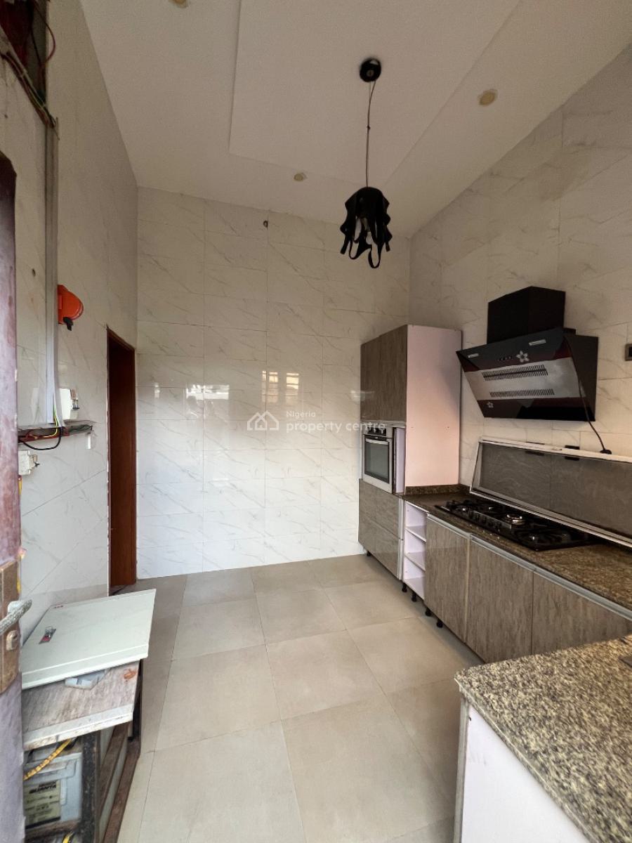 Four Bedroom Semi Detached Duplex with Bq, Chevron, Lekki Phase 1, Lekki, Lagos, Semi-detached Duplex for Sale