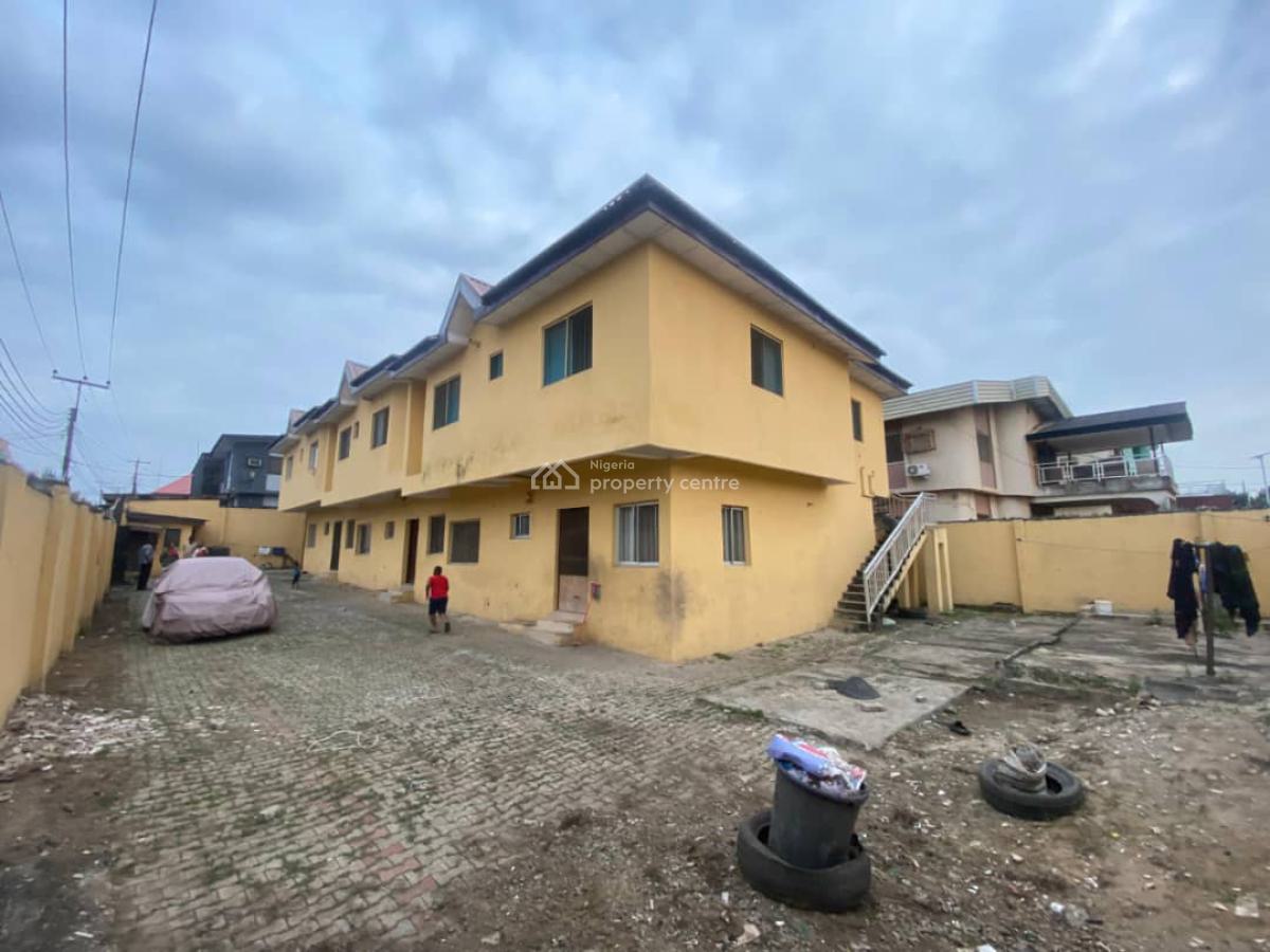 6 Number  of 3 Bedroom Flat    *location*  Yakoyo Ojodu Berger    *tit, Ojodu Berger, Ojodu, Lagos, Block of Flats for Sale