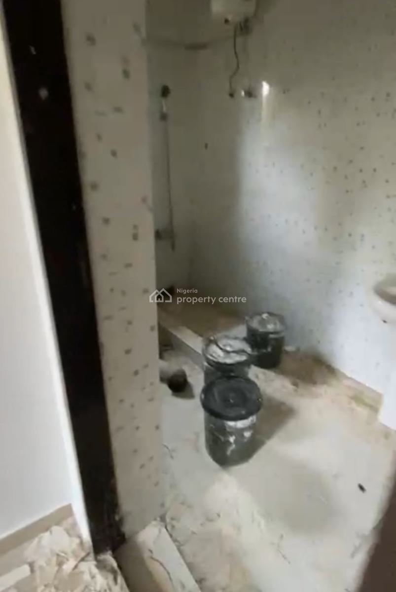 Nice 1 Bedroom Flat, 2toilet, Well Located, By Berger Clinic, Life Camp, Abuja, Flat / Apartment for Rent