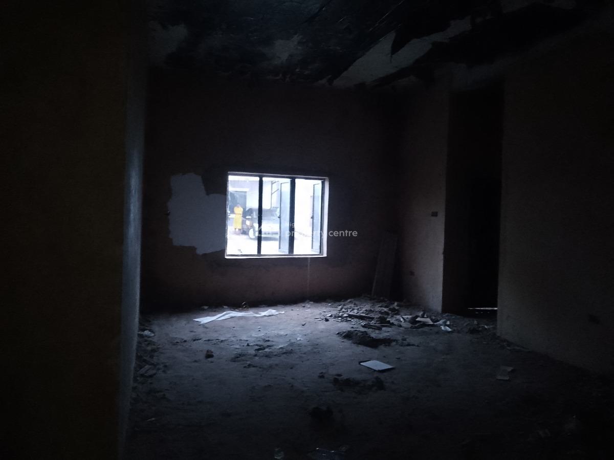 Distress Shell 5 Bedroom Terrace Duplex, Modern Shelter Estate, Wuye, Abuja, Terraced Duplex for Sale