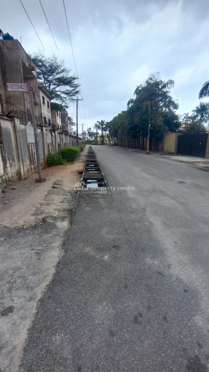 3bed Apartment in Osapa London, Femi Okunnu Estate, Osapa, Lekki, Lagos, Flat / Apartment for Sale