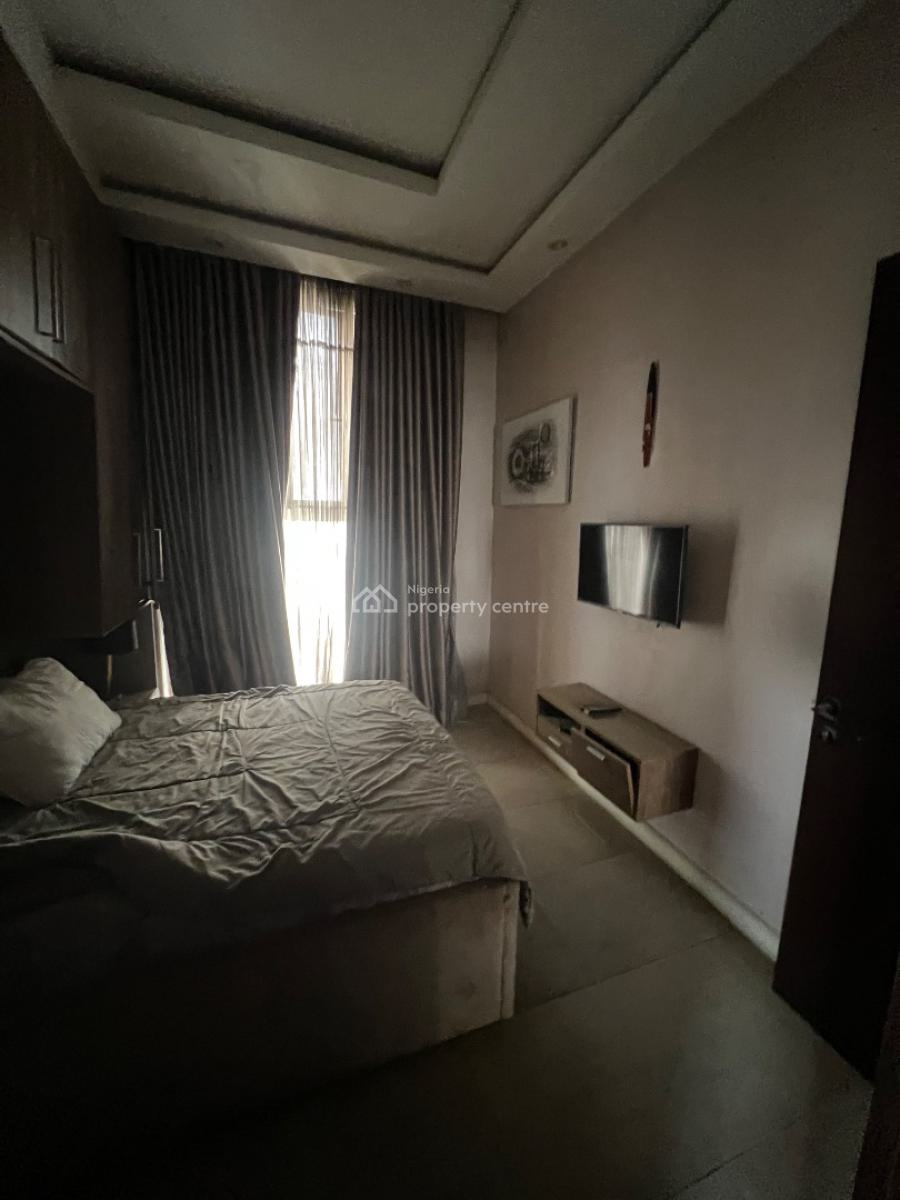 2 Bedroom Furnished Apartment, 2nd Floor, Tarred Rd, Tarred Rd, Mabushi, Abuja, Flat / Apartment for Rent