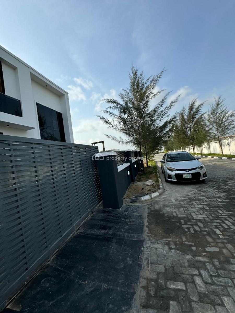 Modern 5bedrooms Funny Detached with Ensuit Bedrooms 24hrs Light, General Paint, By Metro Homes/ Lekki Gardens, Ajah, Lagos, Detached Bungalow for Sale