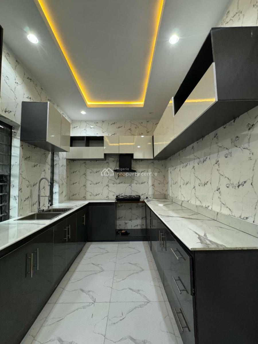 Modern 5bedrooms Funny Detached with Ensuit Bedrooms 24hrs Light, General Paint, By Metro Homes/ Lekki Gardens, Ajah, Lagos, Detached Bungalow for Sale