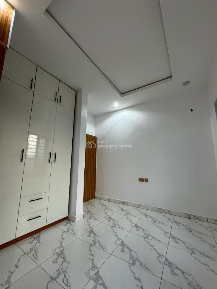 Modern 5bedrooms Funny Detached with Ensuit Bedrooms 24hrs Light, General Paint, By Metro Homes/ Lekki Gardens, Ajah, Lagos, Detached Bungalow for Sale