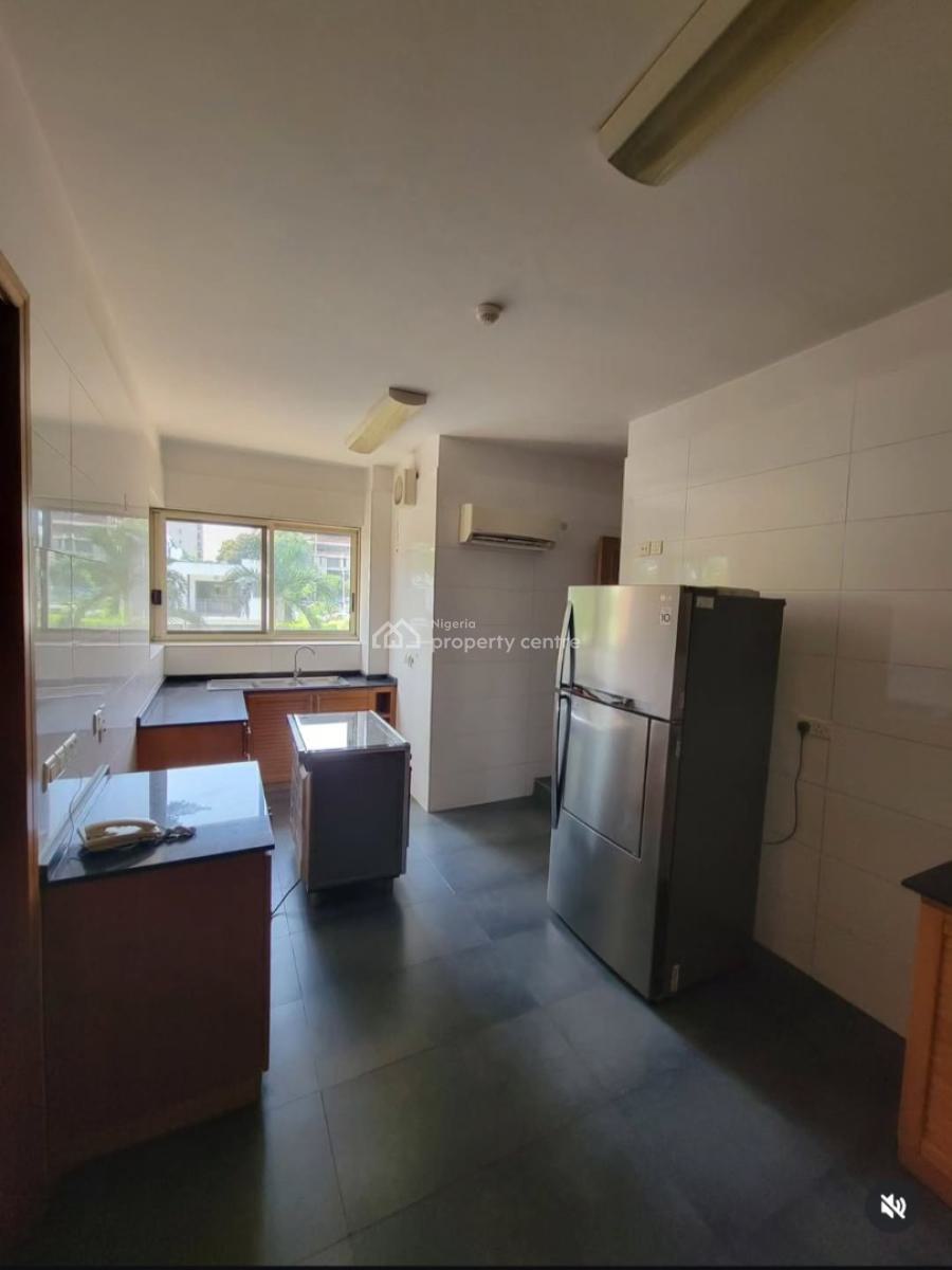 Spacious 4 Bedroom Flat with Bq and Swimming Pool, Off Gerrard Road, Old Ikoyi, Ikoyi, Lagos, Flat / Apartment for Rent