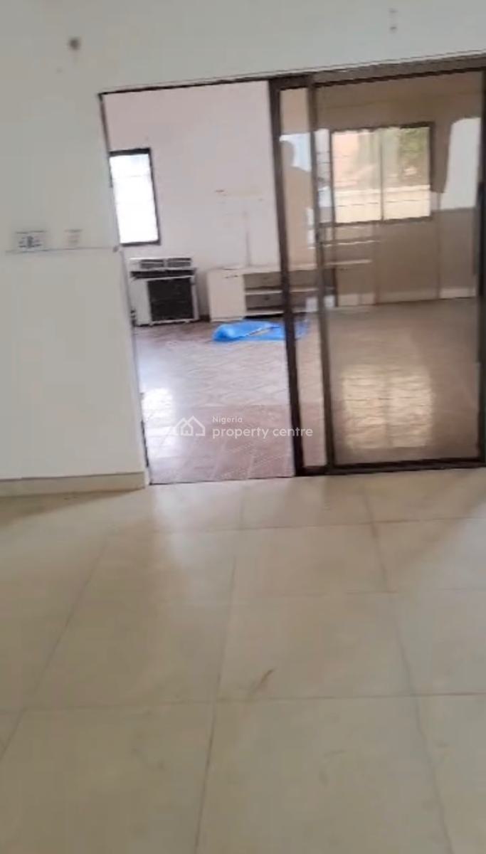 2 Bedroom Penthouse, Off Ajose Adeogun, Victoria Island (vi), Lagos, Flat / Apartment for Rent