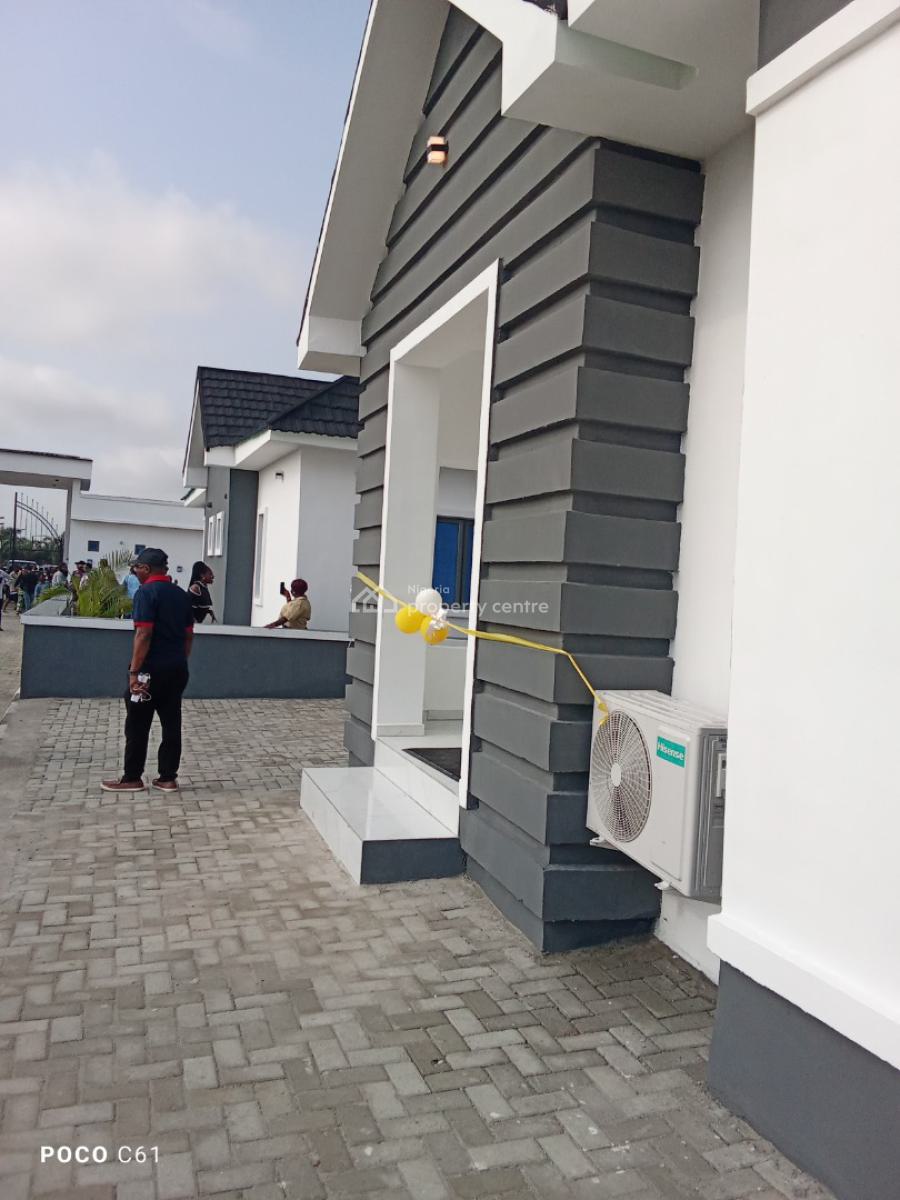 Luxury 3 Bedroom Bungalow Resort with Installment Payment+ Pool, Beside International Airport Road, Eleranigbe, Ibeju Lekki, Lagos, Terraced Bungalow for Sale
