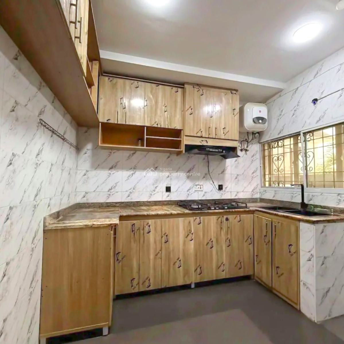 4 Bedrooms Terraced Duplex in an Estate, Garden Heights Estate, Eliozu, Port Harcourt, Rivers, Terraced Duplex for Sale