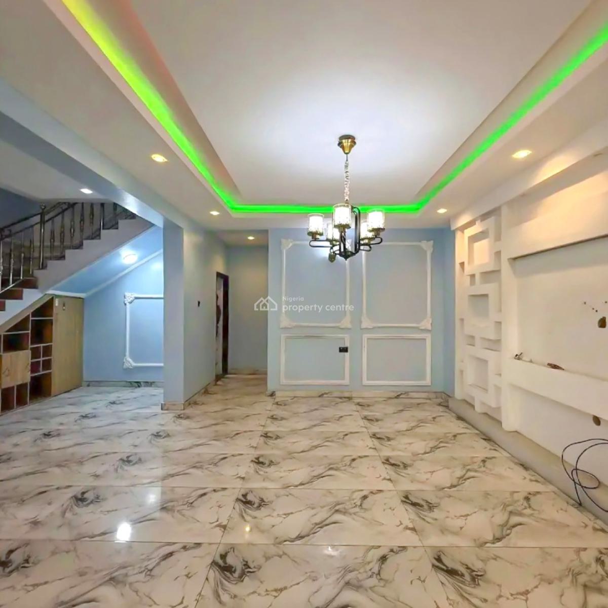 4 Bedrooms Terraced Duplex in an Estate, Garden Heights Estate, Eliozu, Port Harcourt, Rivers, Terraced Duplex for Sale