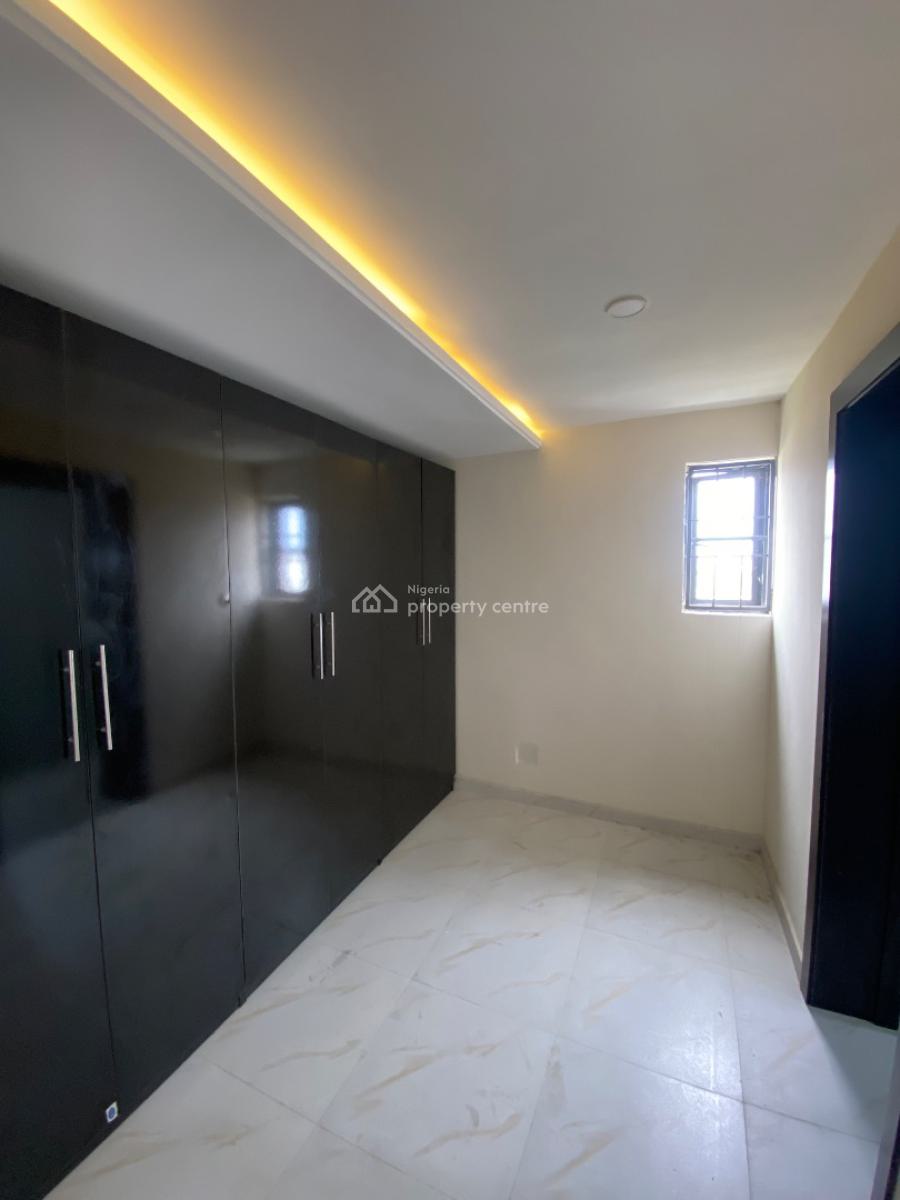 Lovely 4 Bed Duplex in a Gated Estate, Chevron Toll Gate, Lekki, Lagos, Terraced Duplex for Sale