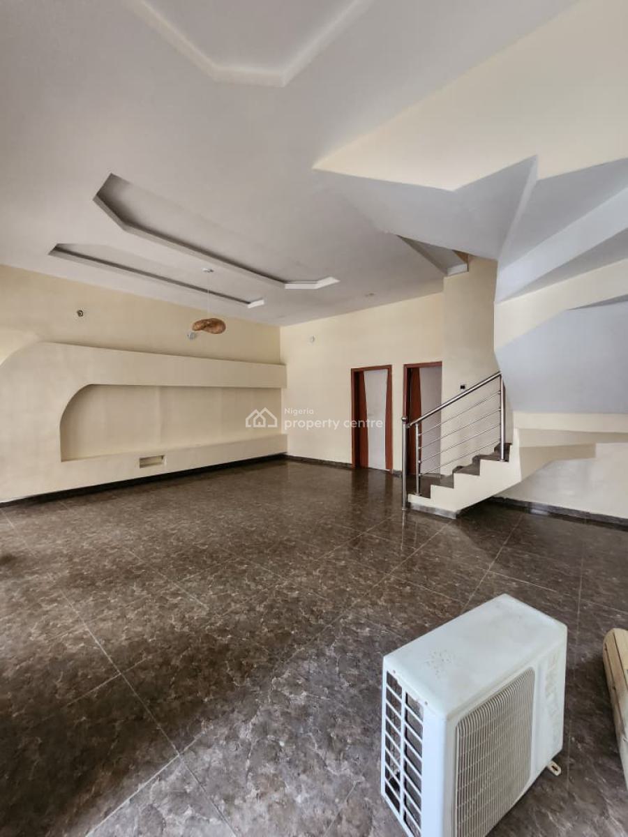 Well Maintained Spacious 4bedroom Duplex, in a Well Secured Estate @ Chevron, Lekki, Lagos, Terraced Duplex for Rent