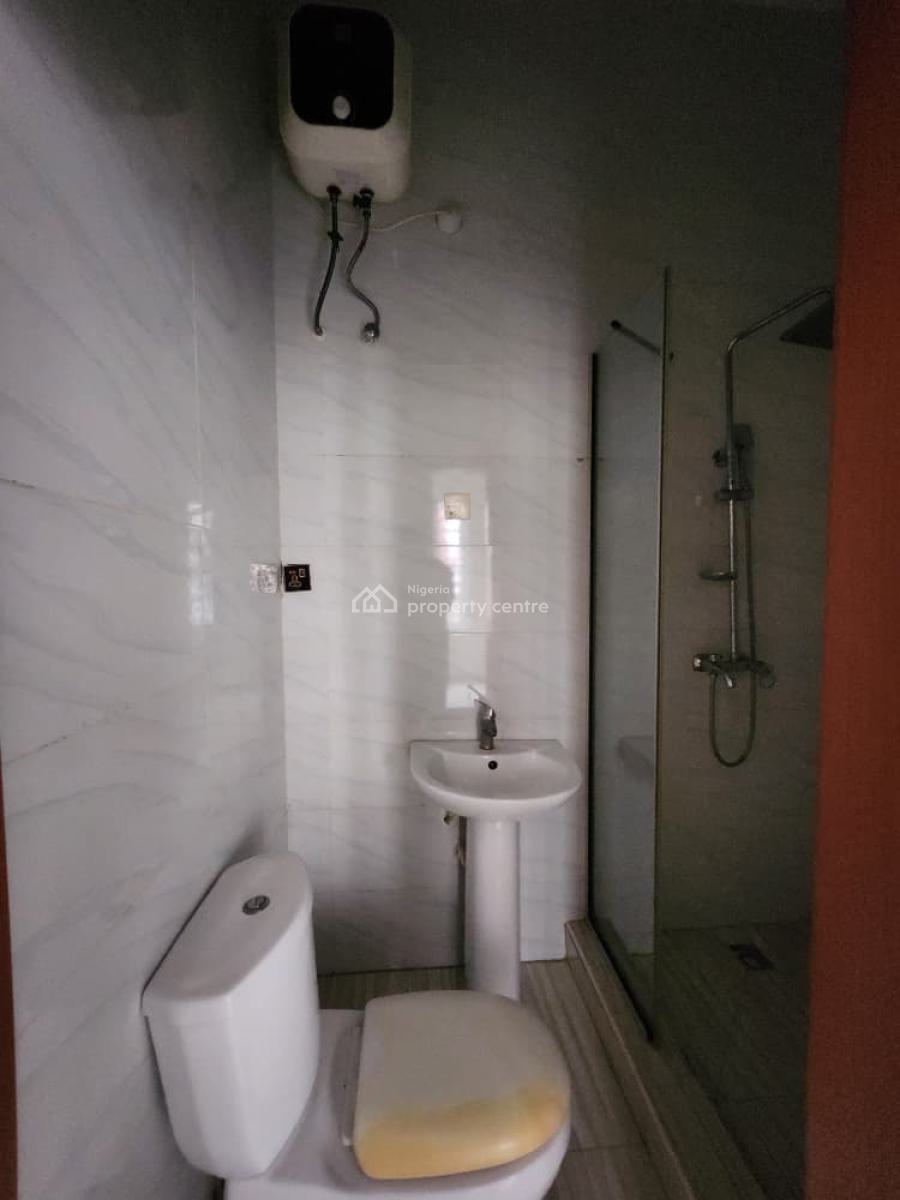 Well Maintained Spacious 4bedroom Duplex, in a Well Secured Estate @ Chevron, Lekki, Lagos, Terraced Duplex for Rent