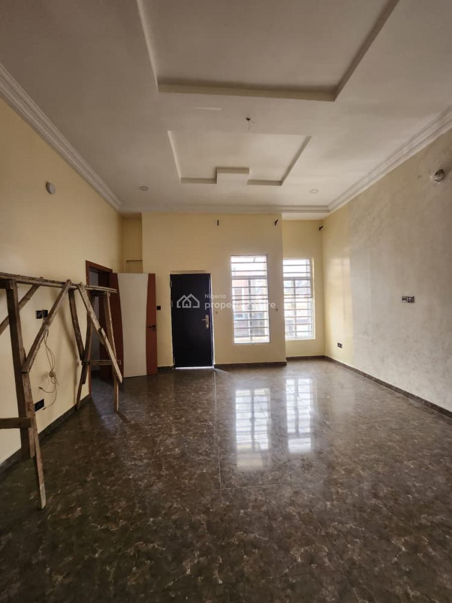 Well Maintained Spacious 4bedroom Duplex, in a Well Secured Estate @ Chevron, Lekki, Lagos, Terraced Duplex for Rent