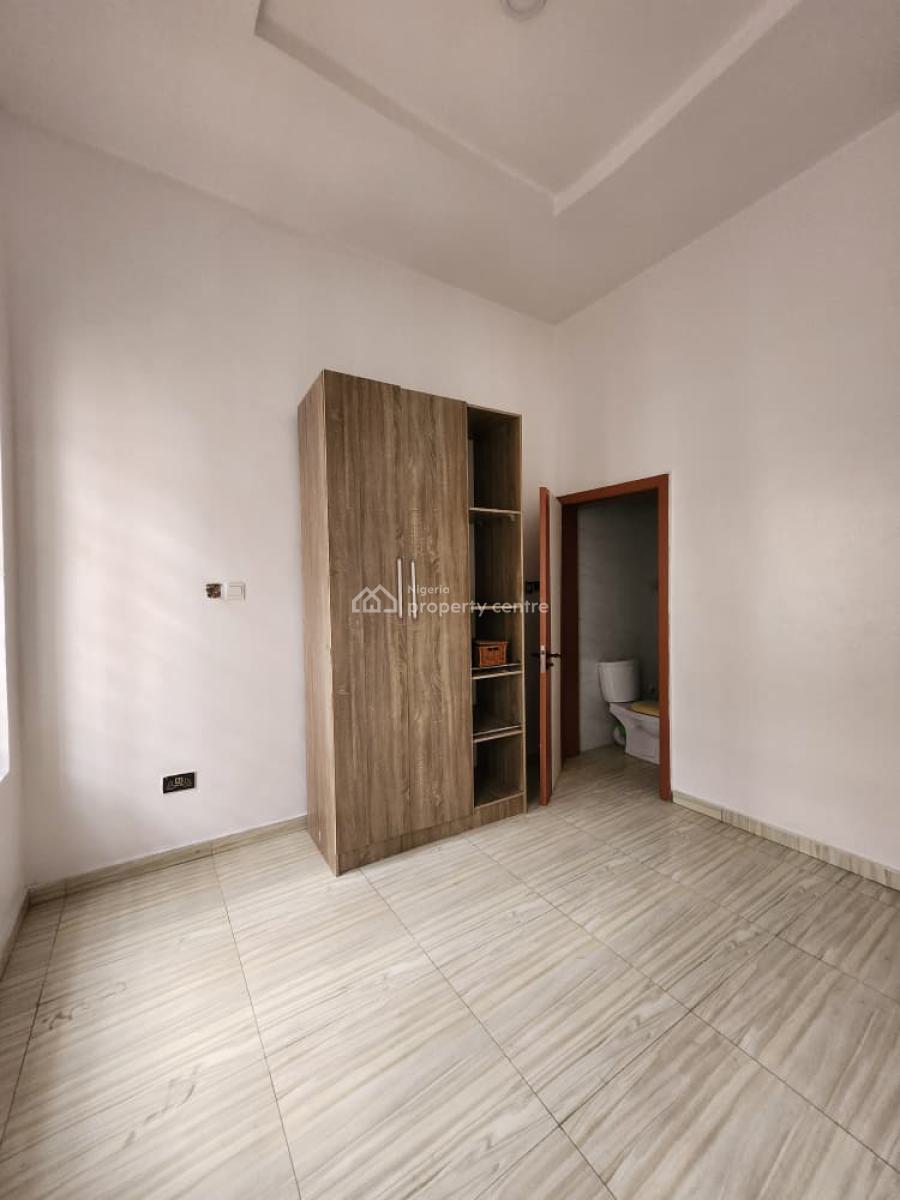 Well Maintained Spacious 4bedroom Duplex, in a Well Secured Estate @ Chevron, Lekki, Lagos, Terraced Duplex for Rent