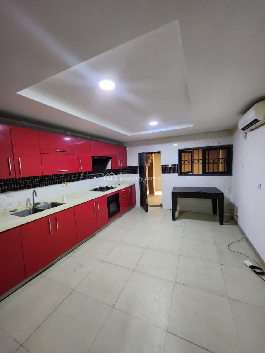 Nice Spacious 3bedrooms Apartment, in a Well Secured Estate, Victoria Island (vi), Lagos, Flat / Apartment for Rent