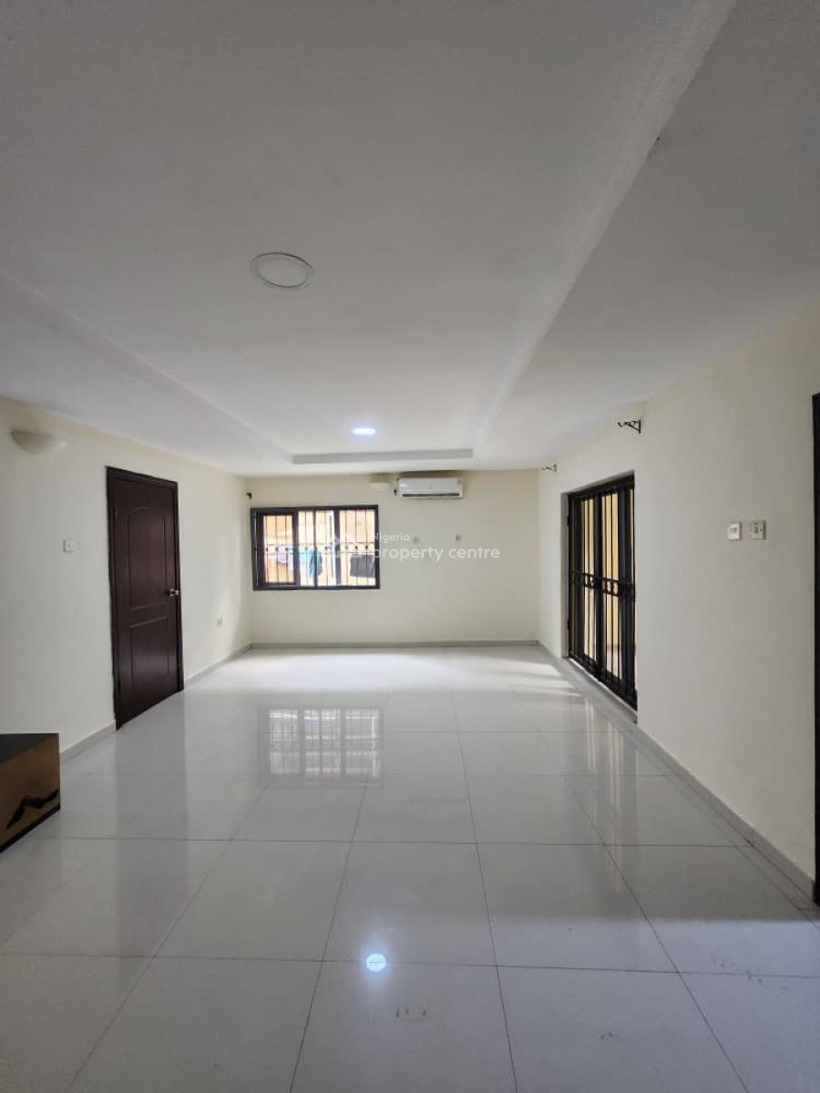 Nice Spacious 3bedrooms Apartment, in a Well Secured Estate, Victoria Island (vi), Lagos, Flat / Apartment for Rent