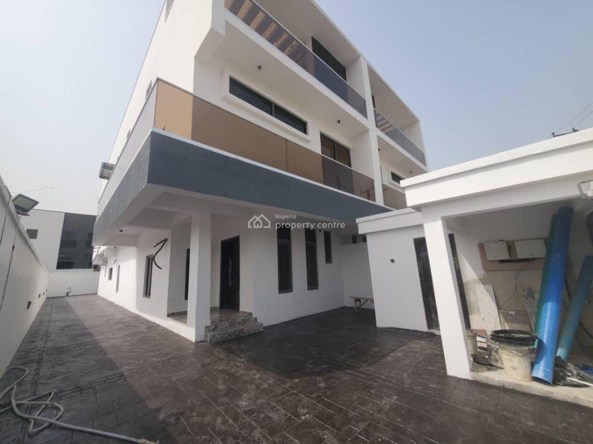 Spacious 5 Bedroom Semi-detached House with Bq., Lekki Phase 1, Lekki, Lagos, Semi-detached Duplex for Sale