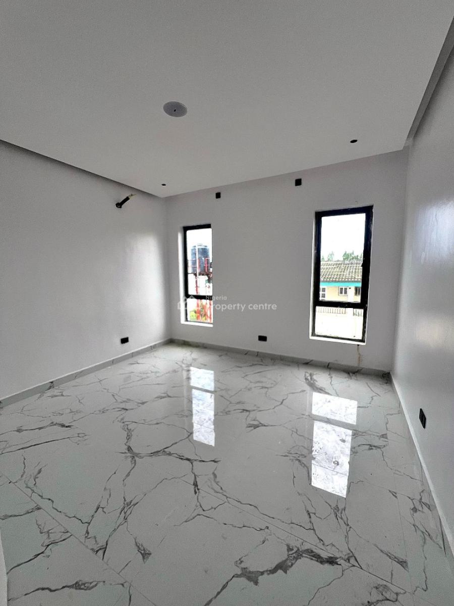 Spacious 5 Bedroom Fully Detached House with Bq, Lekki Phase 1, Lekki, Lagos, Detached Duplex for Sale