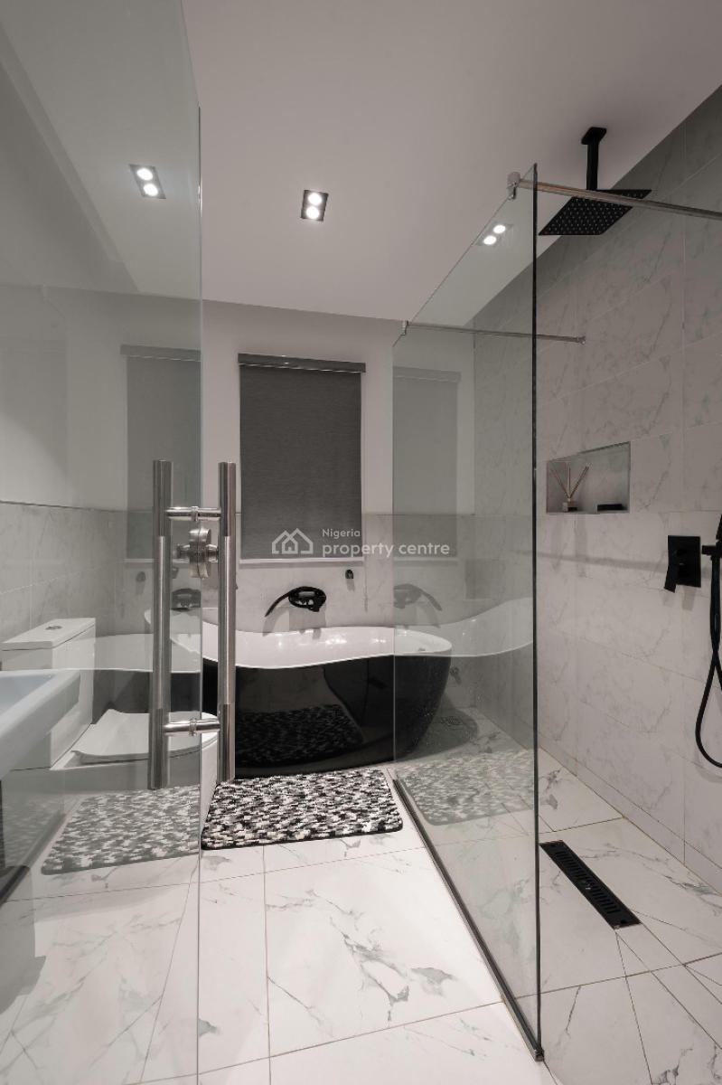 Our Luxury & Spacious 3 Bedroom Terrace Apartment with Bathtub, Ps5, Lekki Phase 1, Lekki, Lagos, Flat / Apartment Short Let