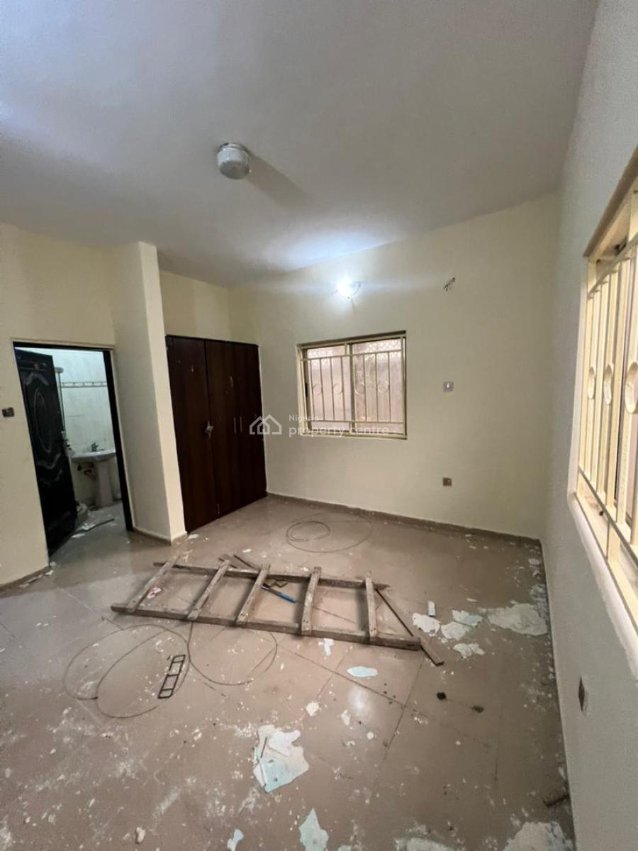 Renovated 2 Bedrooms Blocks of Flats, 1st Avenue, Gwarinpa, Abuja, Flat / Apartment for Rent