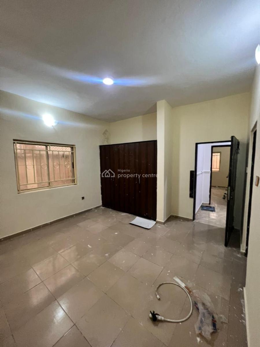 Renovated 2 Bedrooms Blocks of Flats, 1st Avenue, Gwarinpa, Abuja, Flat / Apartment for Rent