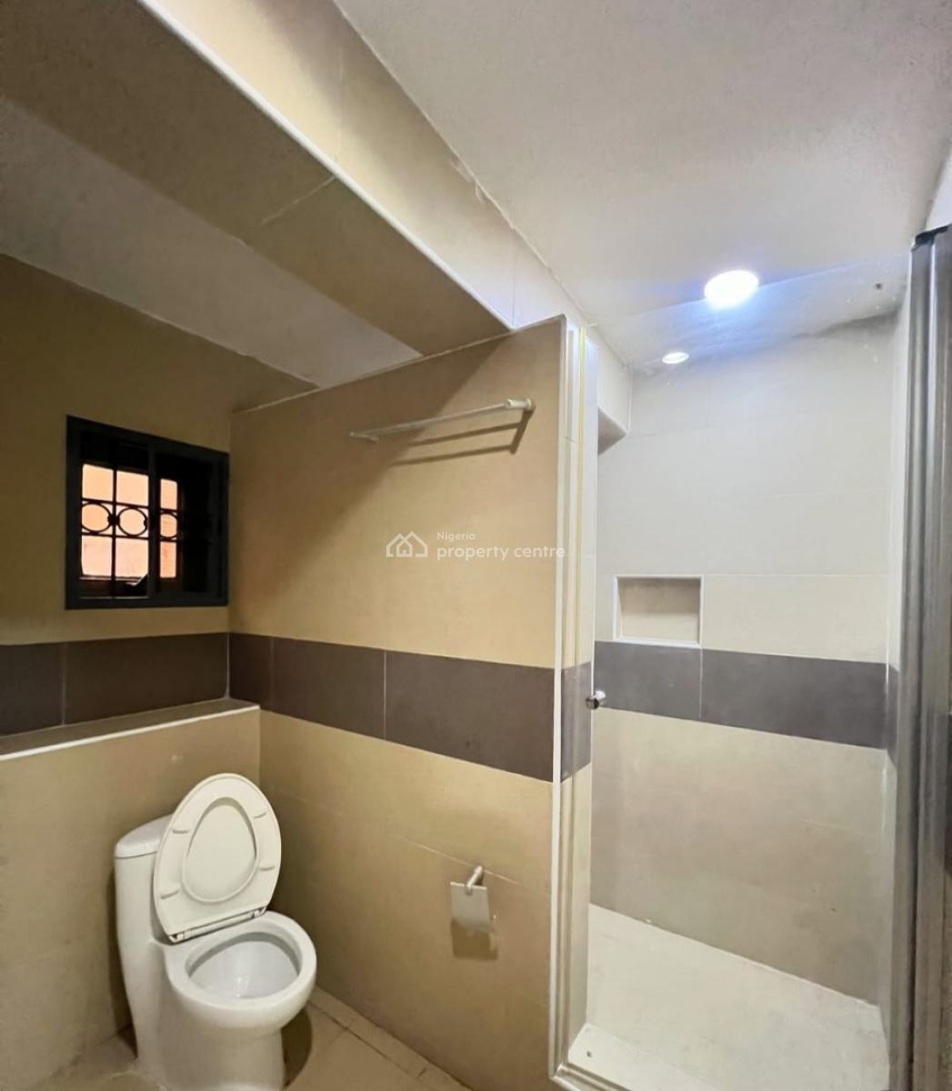 Serviced 3 Bedroom En-suite Flat with Fitted Kitchen, Pantry, Cooker,, Victoria Island (vi), Lagos, Flat / Apartment for Rent