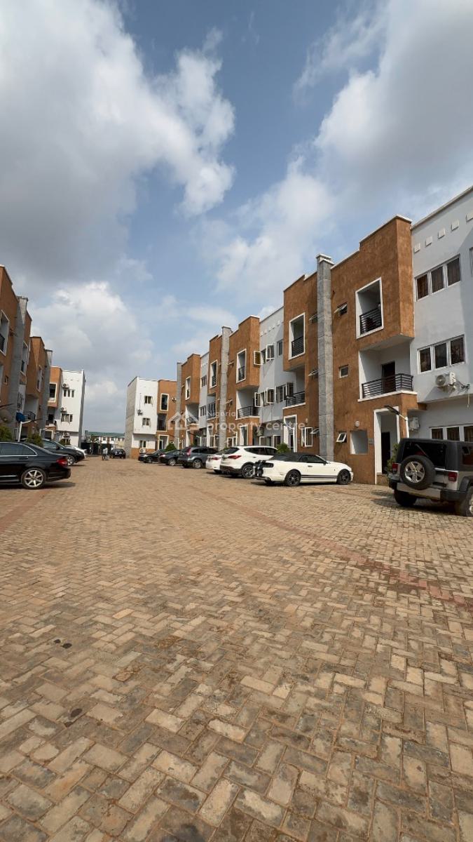 Luxury Affordable 4-bedroom Duplex with Bq, Wuye, Wuye, Abuja, Terraced Duplex for Rent