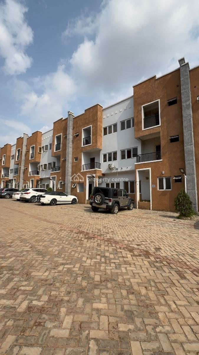 Luxury Affordable 4-bedroom Duplex with Bq, Wuye, Wuye, Abuja, Terraced Duplex for Rent
