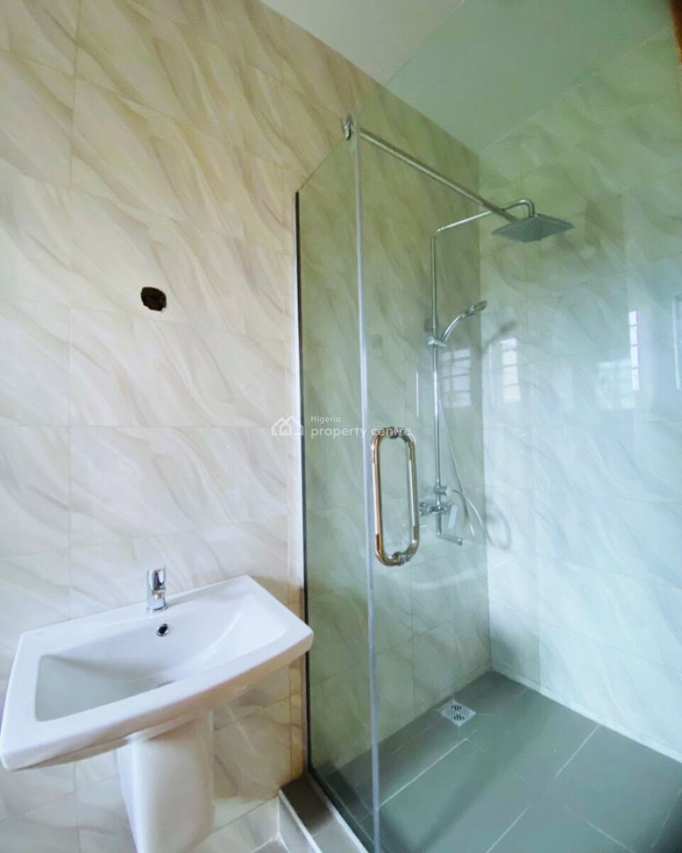 Pristine 1 & 2 Bedroom Apartments, Lekki Phase 1, Lekki, Lagos, Flat / Apartment for Rent