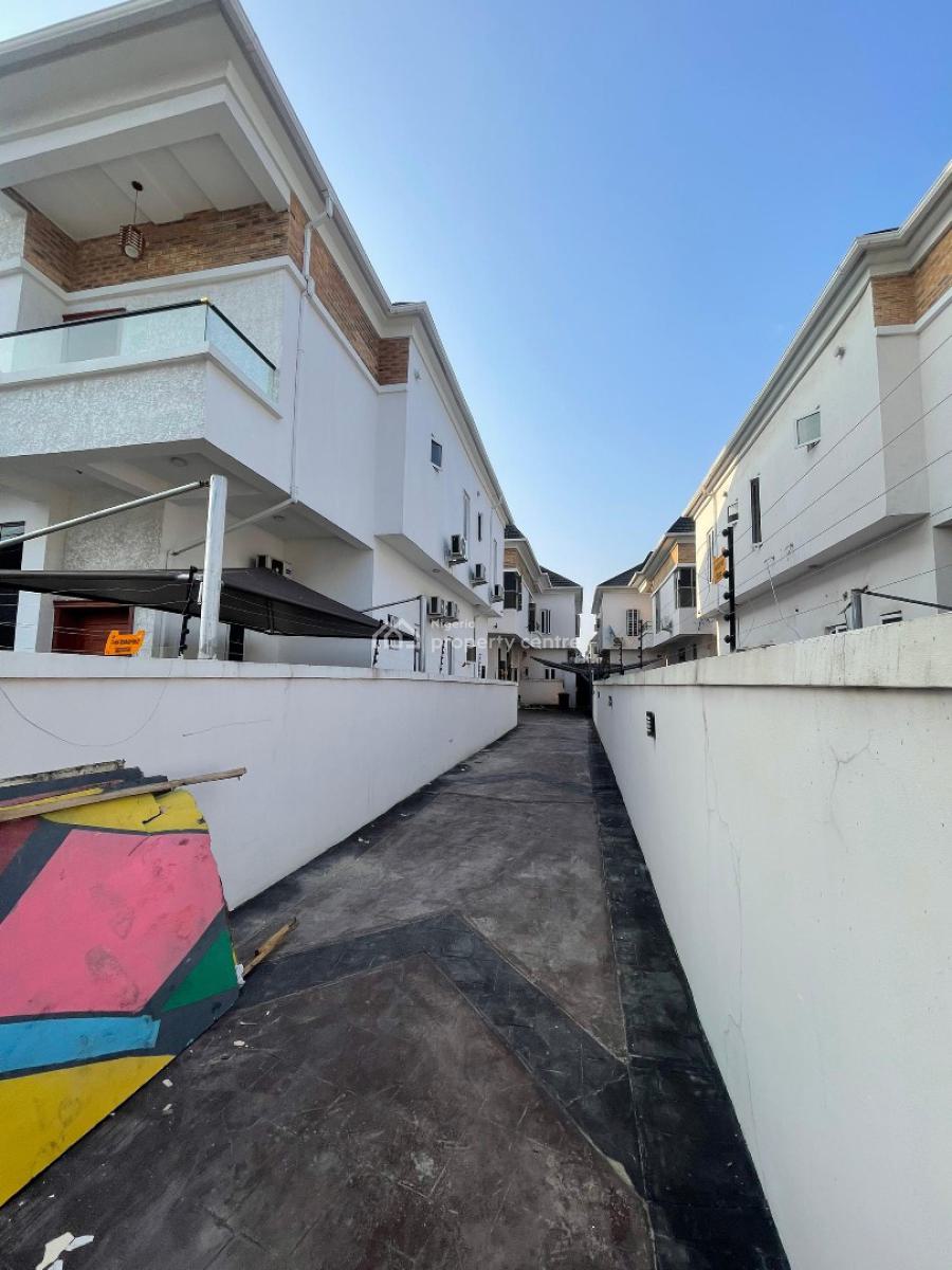Spacious 5bedroom Fully Detached House, Orchid, Lekki Expressway, Lekki, Lagos, Detached Duplex for Rent