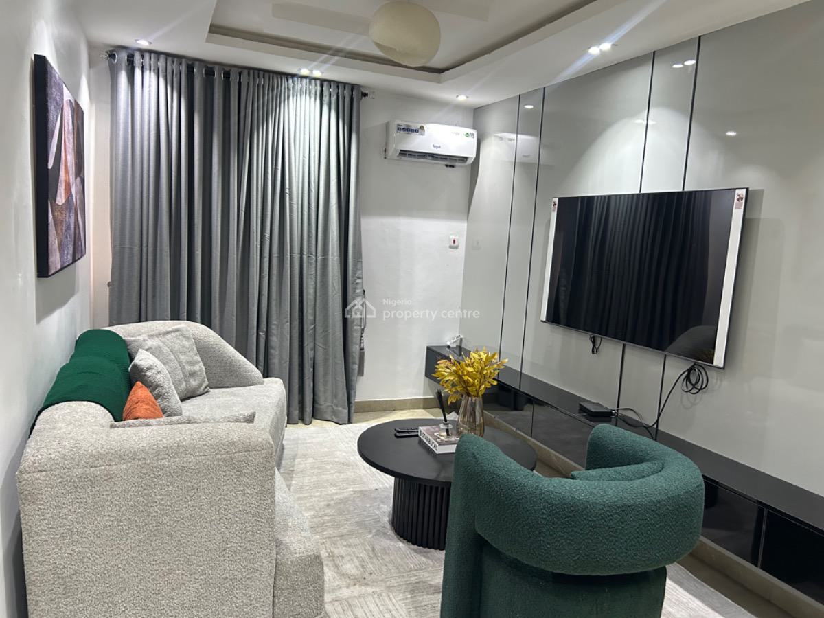 Luxury 3 Bedroom Apartment, Gra Phase 2, Magodo, Lagos, Flat / Apartment Short Let