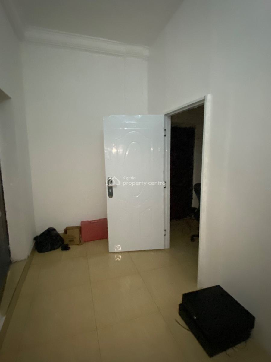 Fully Serviced 1 Bedroom Mini Flat in a Well Secured Estate with Swimming Pool, Eleganza Garden Estate, Vgc, Lekki, Lagos, Mini Flat (room and Parlour) for Rent