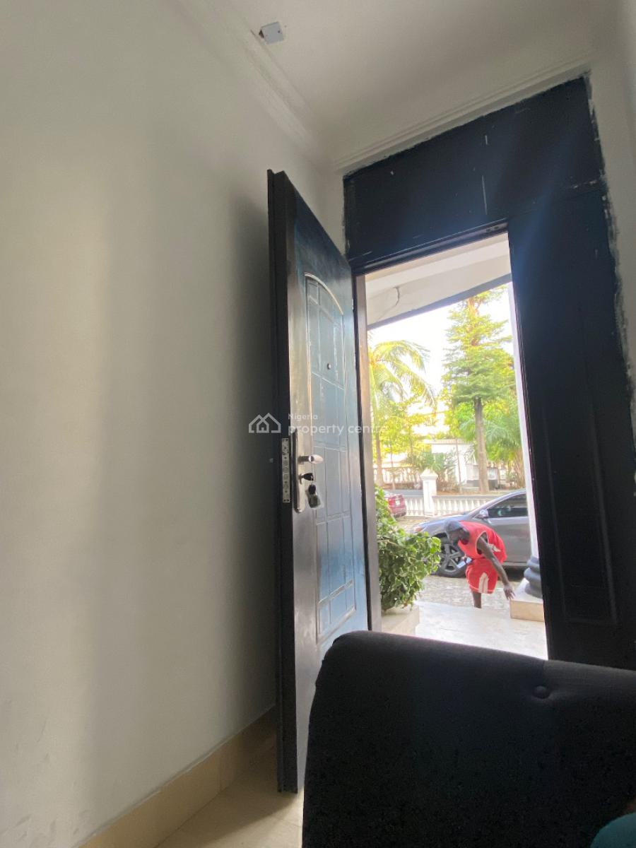 Fully Serviced 1 Bedroom Mini Flat in a Well Secured Estate with Swimming Pool, Eleganza Garden Estate, Vgc, Lekki, Lagos, Mini Flat (room and Parlour) for Rent