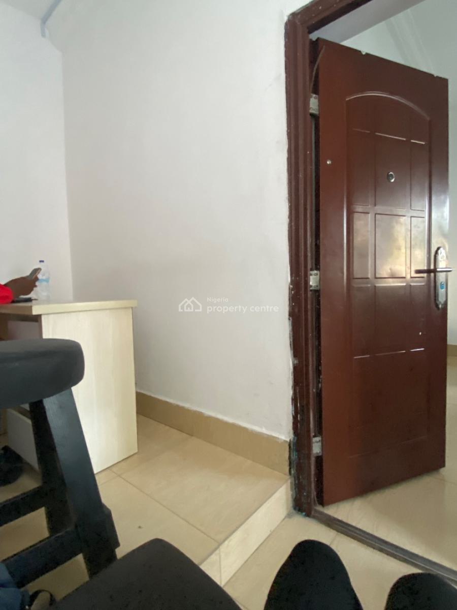 Fully Serviced 1 Bedroom Mini Flat in a Well Secured Estate with Swimming Pool, Eleganza Garden Estate, Vgc, Lekki, Lagos, Mini Flat (room and Parlour) for Rent