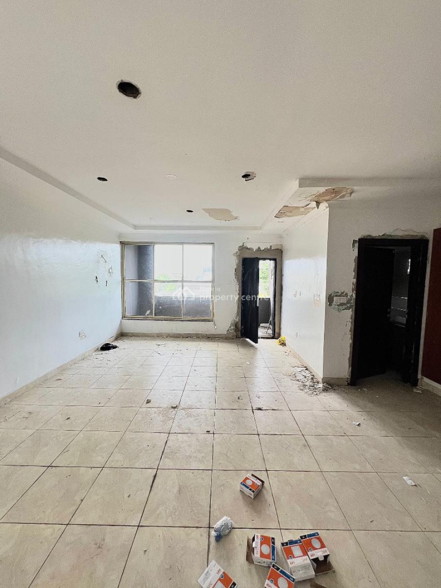 Spacious 5 Bedrooms, Lekki Phase 1, Lekki, Lagos, Terraced Duplex for Rent