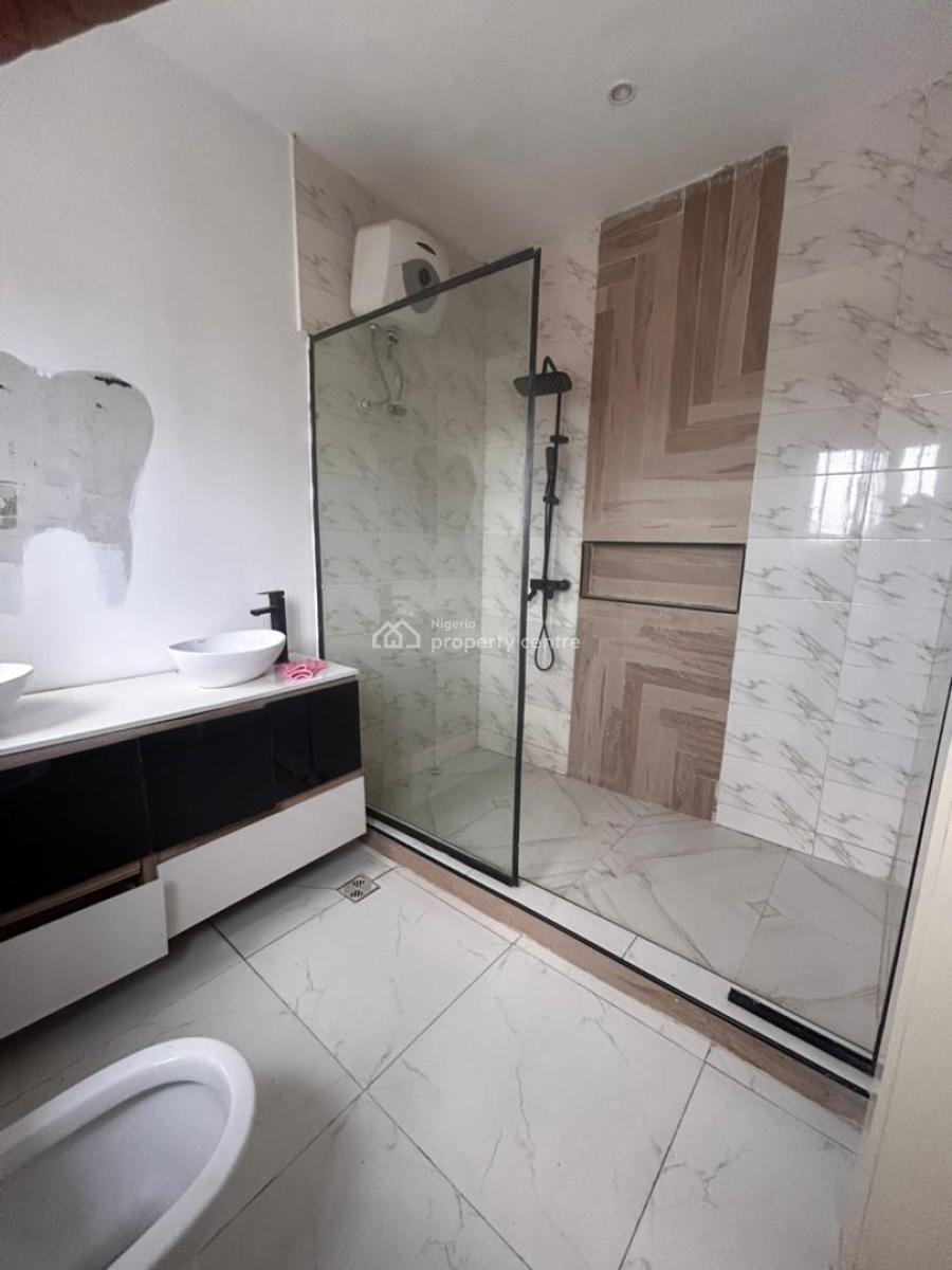 Luxury 3 Bedrooms Apartment, Lekki Phase 1, Lekki, Lagos, Flat / Apartment for Rent