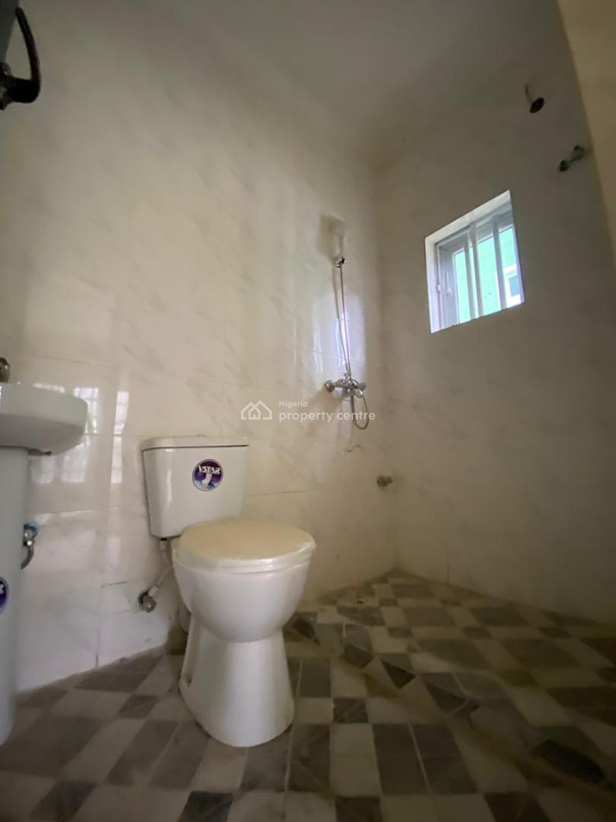 2 Bedroom Apartment, Ipaja, Lagos, Flat / Apartment for Sale