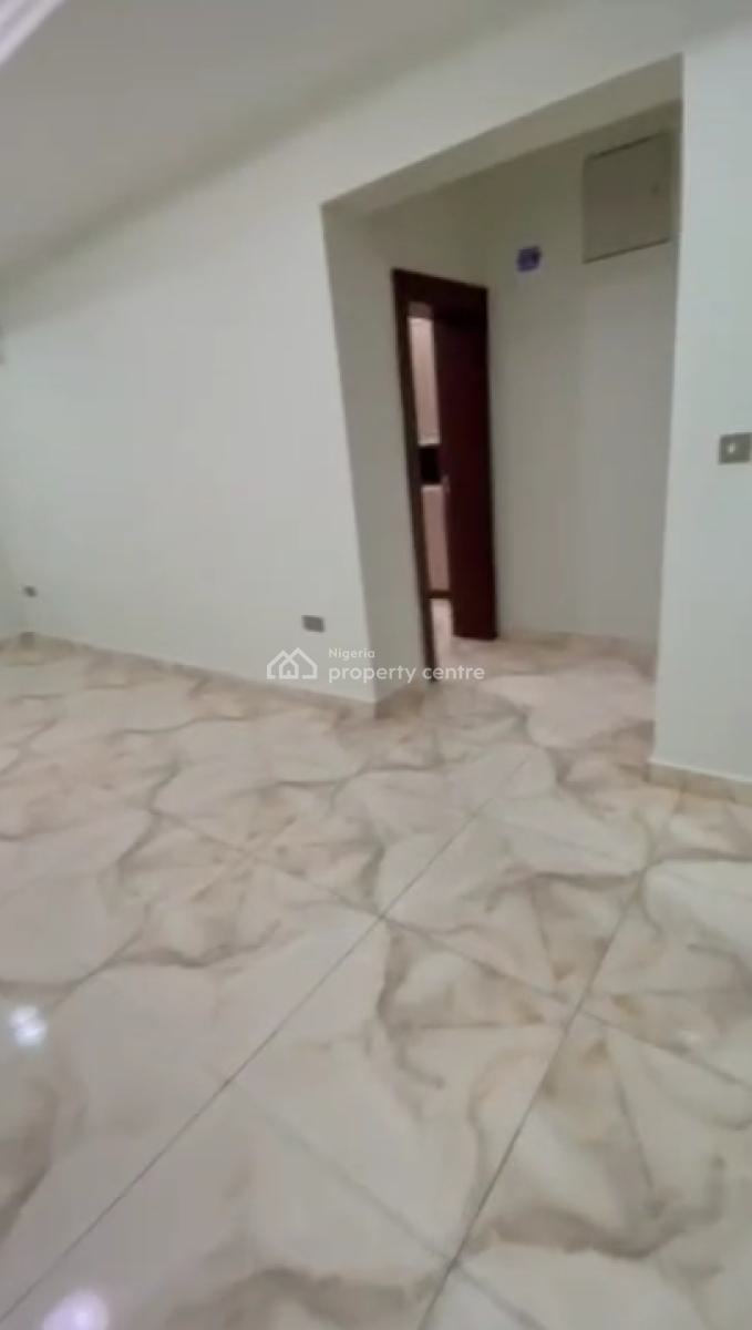 3 Bedroom, Lugbe District, Abuja, Flat / Apartment for Sale