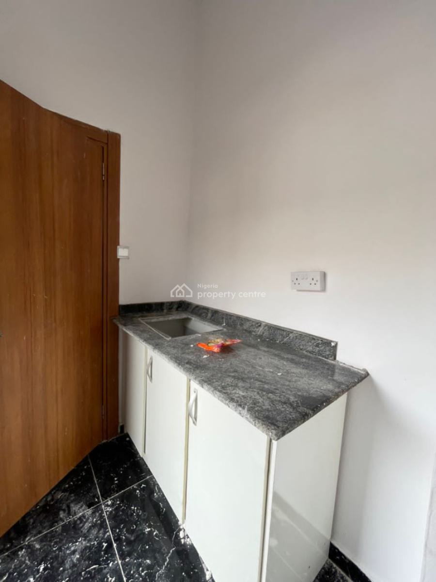 Converted Mini Flat with Open Plan Kitchen, Osapa, Lekki, Lagos, Mini Flat (room and Parlour) for Rent