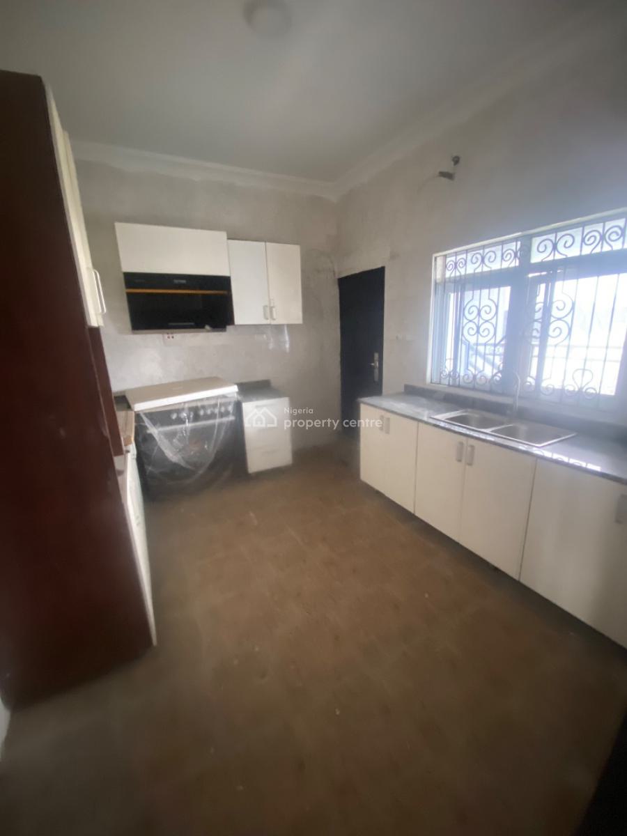 Spacious 3 Bedroom Penthouse, Lekky County Homes, Ikota, Lekki, Lagos, Flat / Apartment for Rent
